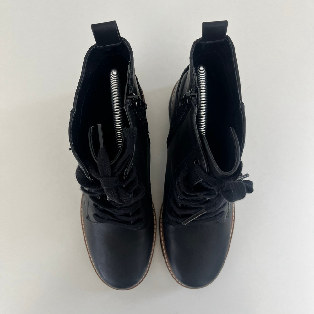 Black Ankle Booties Low Heel Side Zip Comfort Boots Size 7 Naturalizer Cabaret - Picture 5 of 13